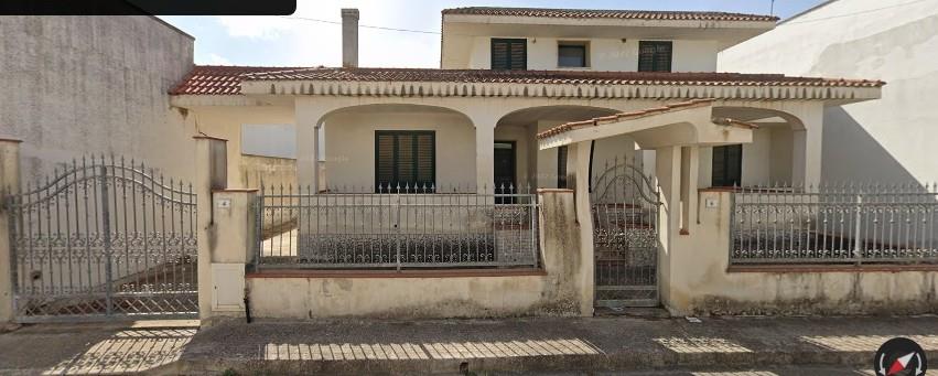 casa indipendente in vendita a Lequile in zona Dragoni