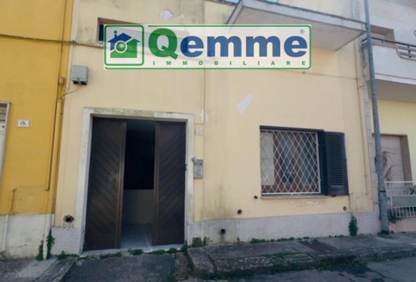 casa indipendente in vendita a Lequile in zona Dragoni