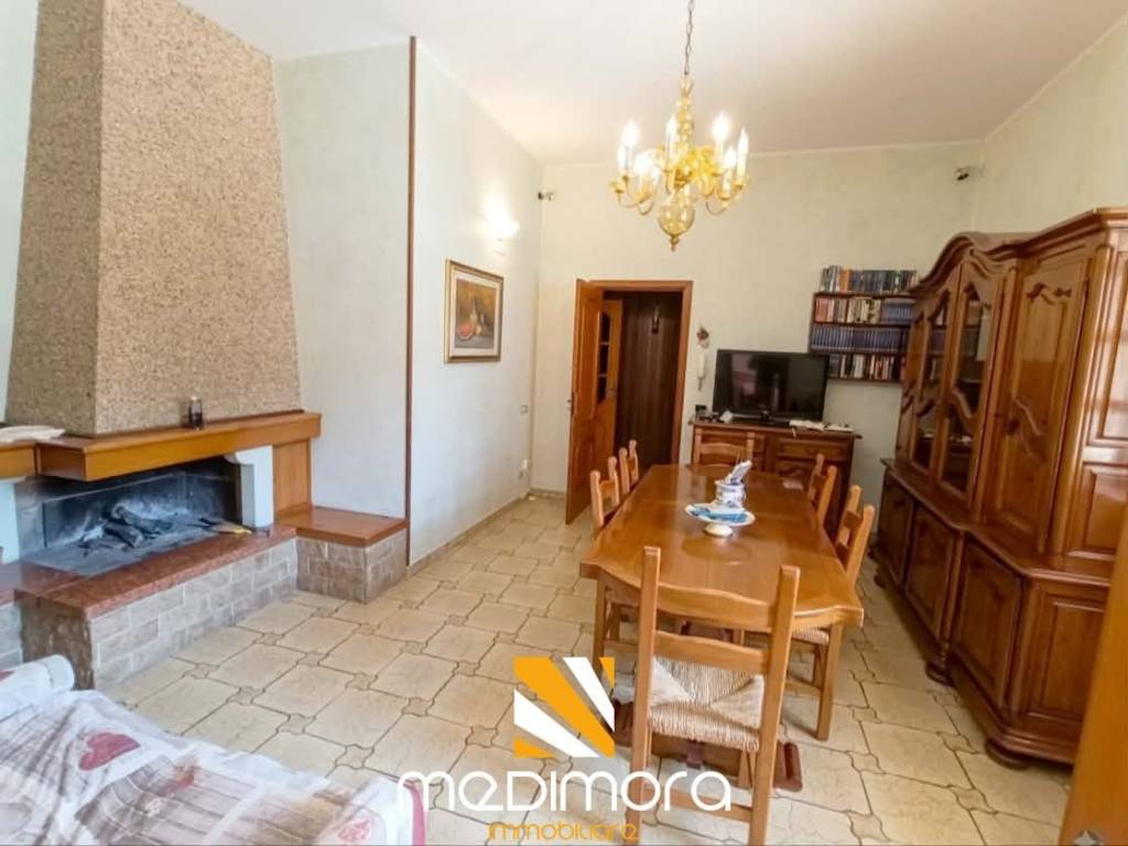 appartamento in vendita a Lequile in zona Dragoni