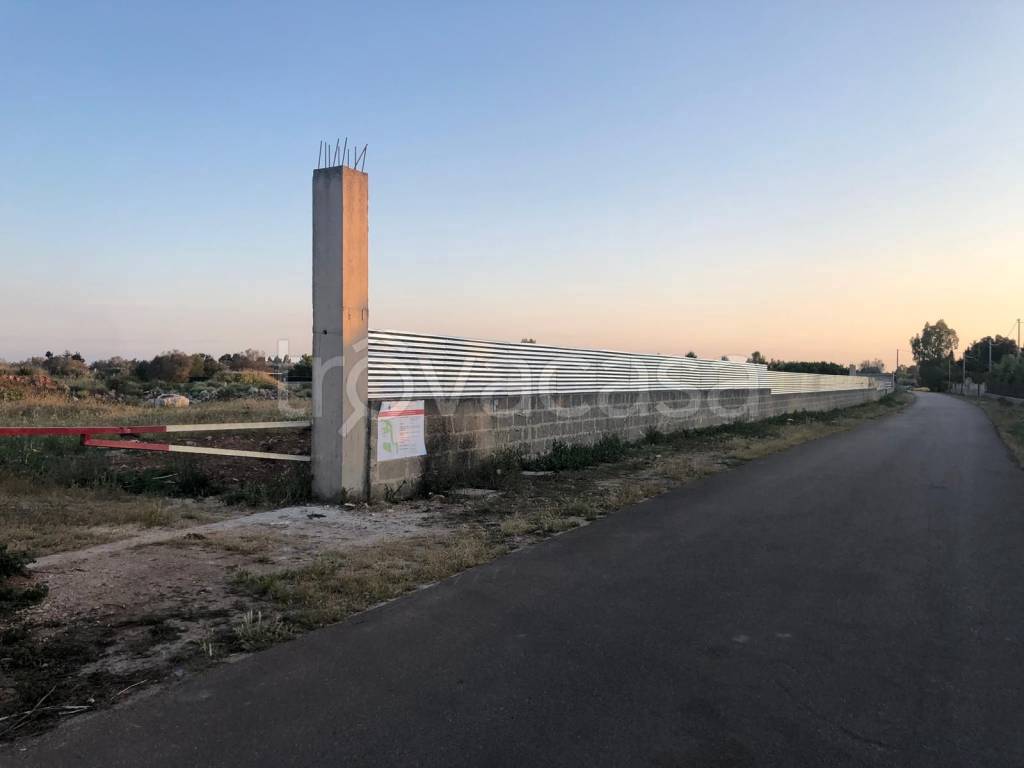 terreno in vendita a Lequile