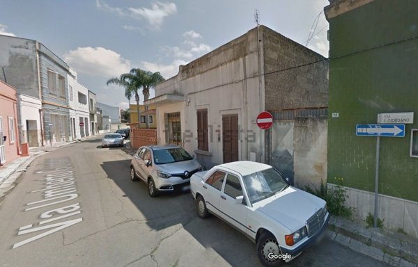 casa indipendente in vendita a Leverano