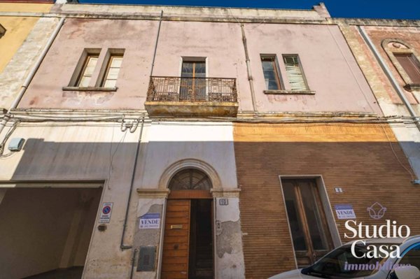 casa indipendente in vendita a Leverano