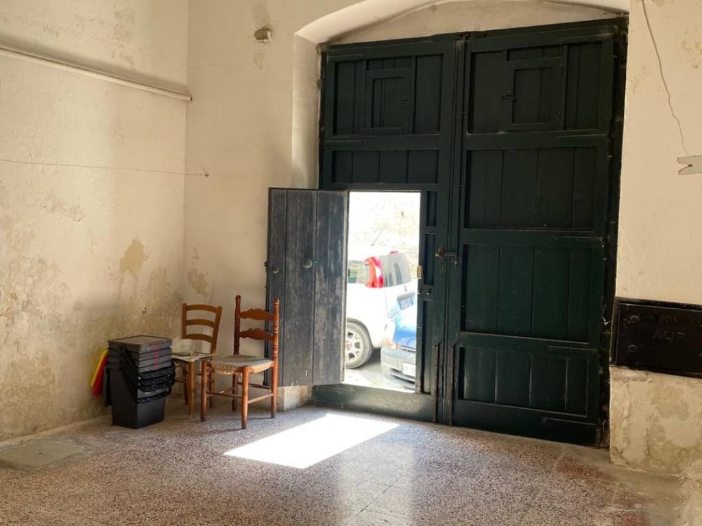 casa indipendente in vendita a Leverano