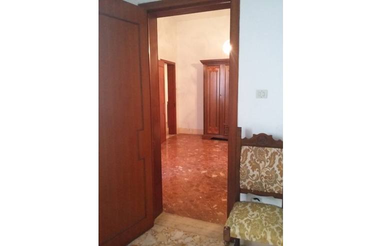 casa indipendente in vendita a Leverano