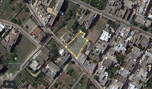 casa indipendente in vendita a Leverano