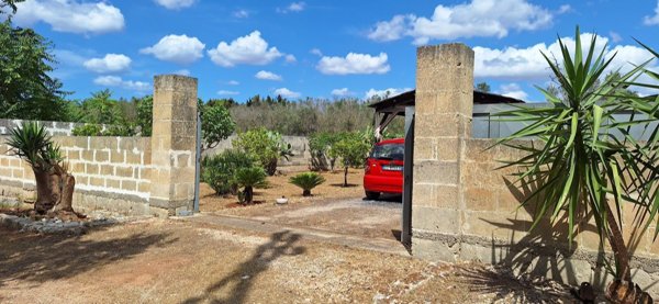 terreno agricolo in vendita a Leverano