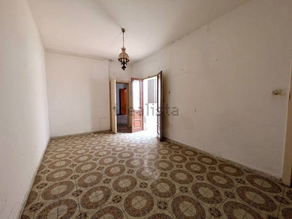 casa indipendente in vendita a Leverano