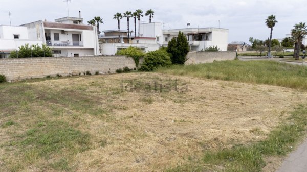 terreno edificabile in vendita a Leverano