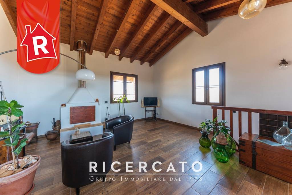 casa indipendente in vendita a Leverano