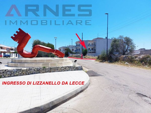 casa indipendente in vendita a Lizzanello