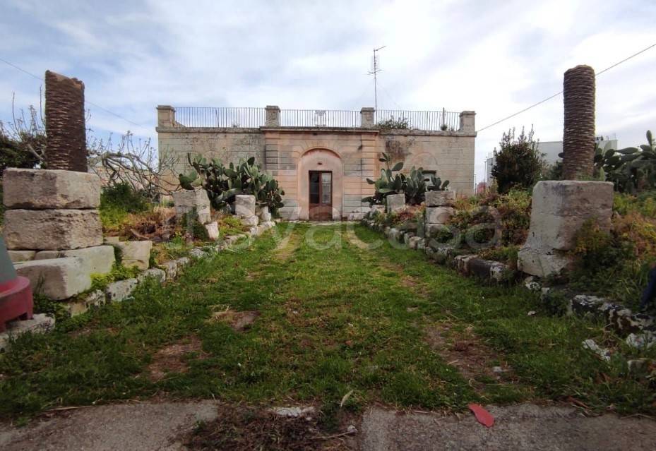 villa in vendita a Lizzanello in zona Merine