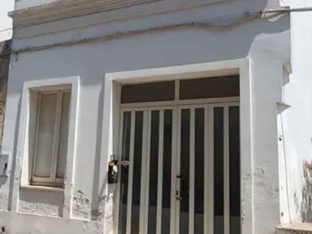 casa indipendente in vendita a Lizzanello in zona Merine