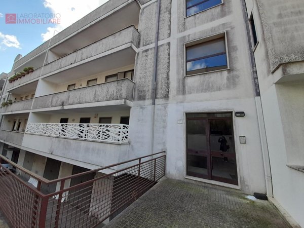 appartamento in vendita a Lizzanello in zona Merine