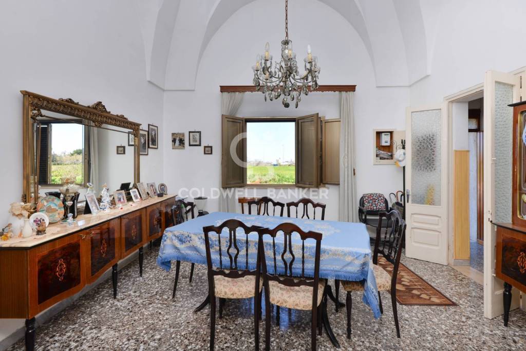casa indipendente in vendita a Lizzanello in zona Merine