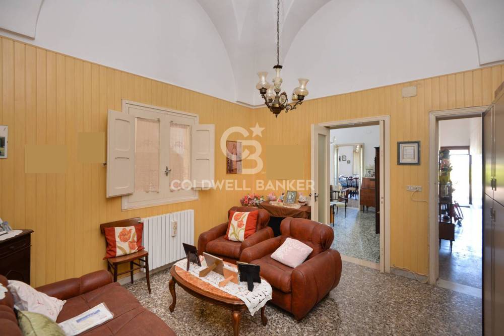 casa indipendente in vendita a Lizzanello in zona Merine