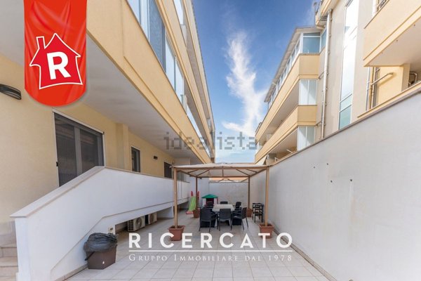 appartamento in vendita a Lizzanello in zona Merine