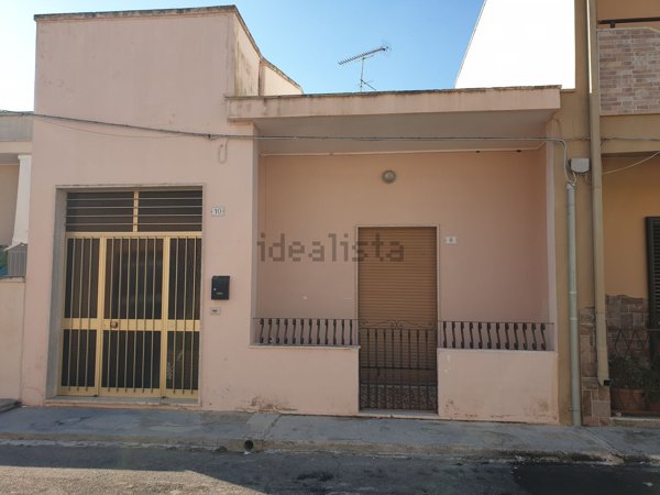 appartamento in vendita a Lizzanello in zona Merine