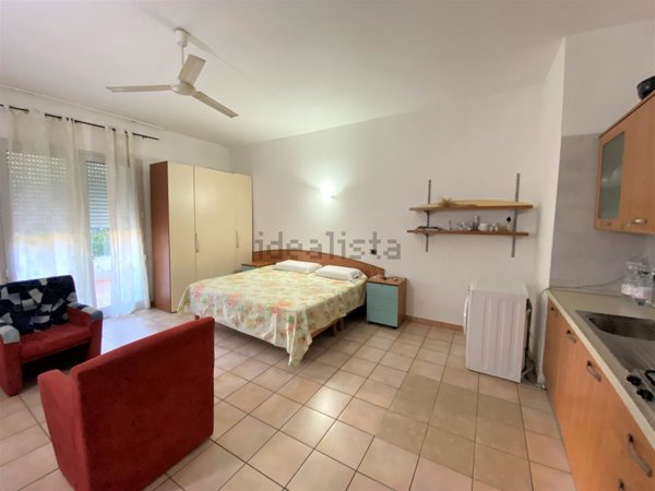 appartamento in vendita a Lizzanello in zona Merine