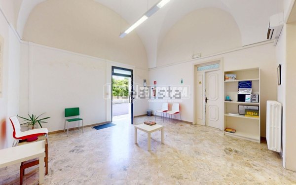 casa indipendente in vendita a Lizzanello