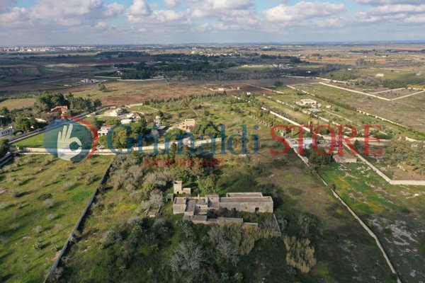 casa indipendente in vendita a Lizzanello in zona Merine