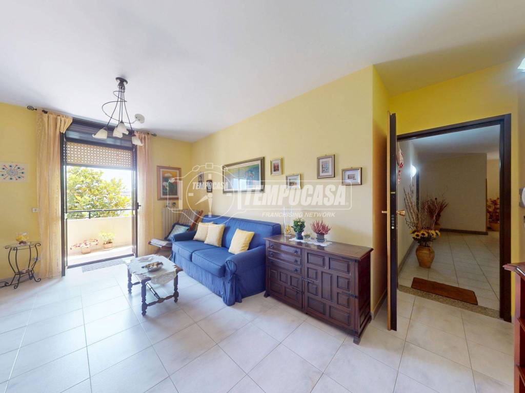 appartamento in vendita a Lizzanello