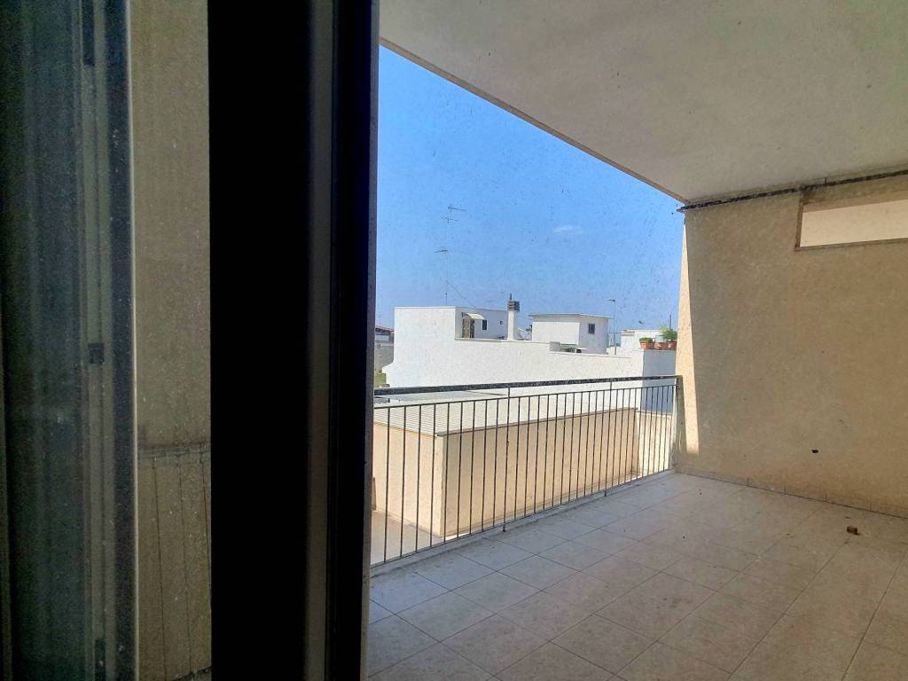 appartamento in vendita a Lizzanello in zona Merine