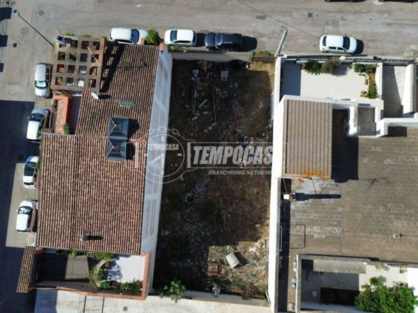 casa indipendente in vendita a Lizzanello