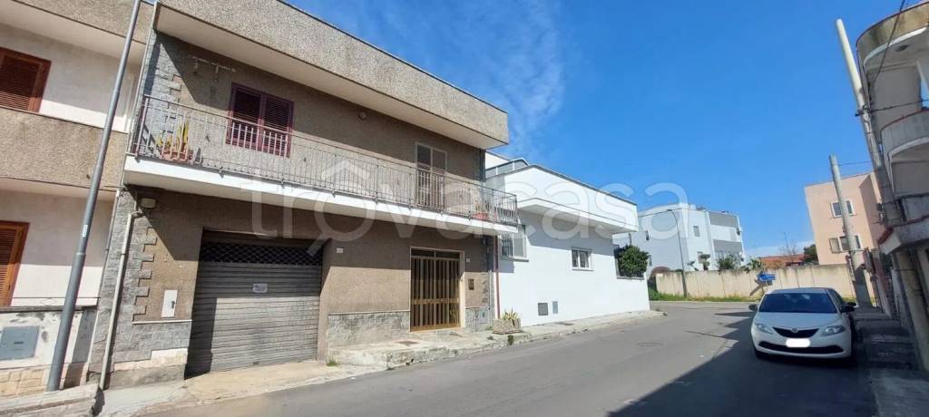 appartamento in vendita a Lizzanello