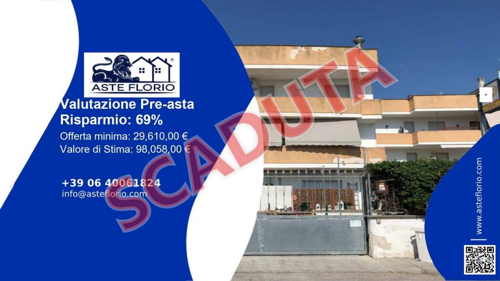 negozio in vendita a Lizzanello in zona Merine