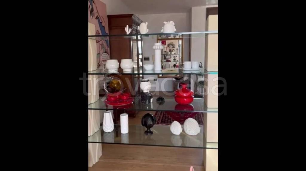 appartamento in vendita a Lizzanello in zona Merine