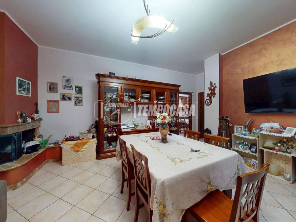 appartamento in vendita a Lizzanello