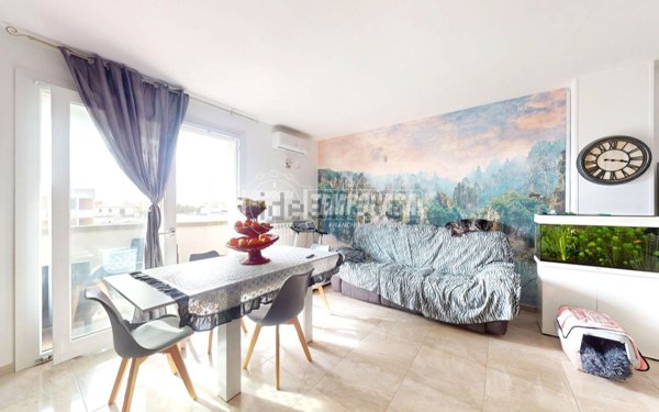 appartamento in vendita a Lizzanello in zona Merine