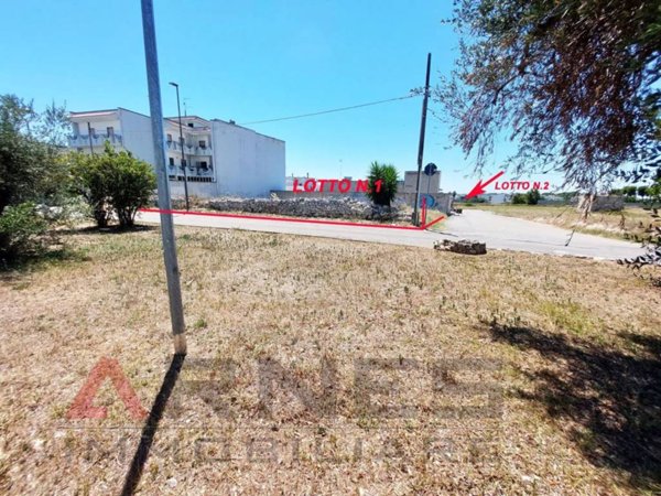 casa indipendente in vendita a Lizzanello