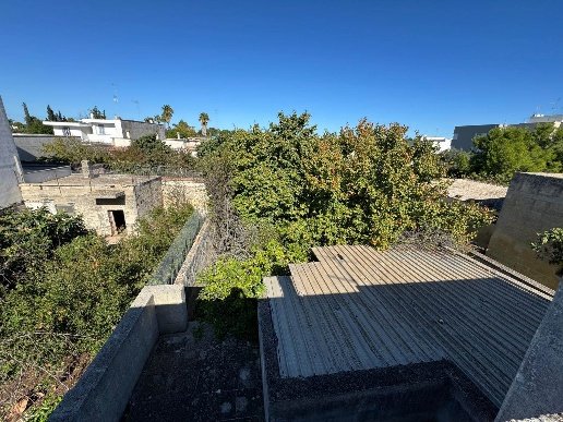 appartamento in vendita a Lizzanello in zona Merine