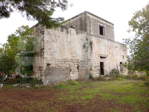 villa in vendita a Lizzanello in zona Merine