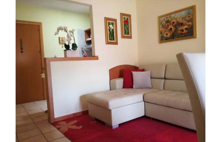 appartamento in vendita a Lizzanello in zona Merine