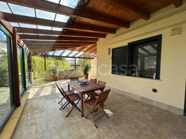 casa indipendente in vendita a Lizzanello in zona Merine