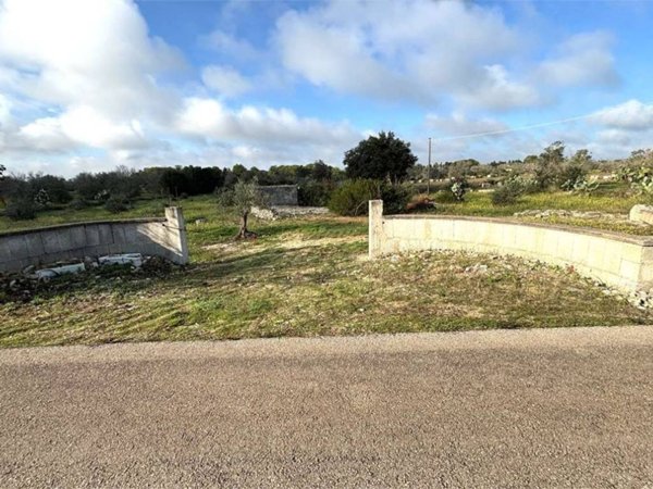 terreno agricolo in vendita a Lizzanello