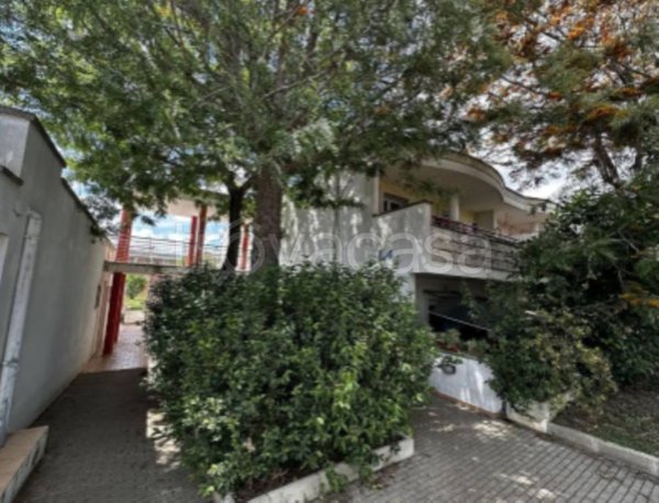 appartamento in vendita a Lizzanello in zona Merine