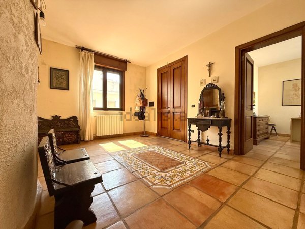 casa indipendente in vendita a Lizzanello