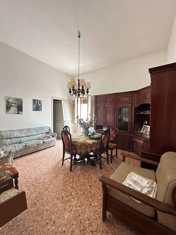 casa indipendente in vendita a Lizzanello in zona Merine