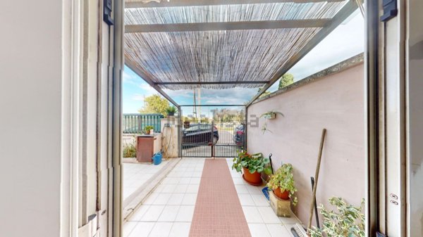 appartamento in vendita a Lizzanello in zona Merine