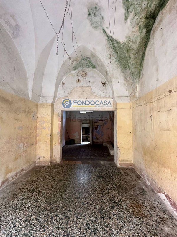 casa indipendente in vendita a Lizzanello