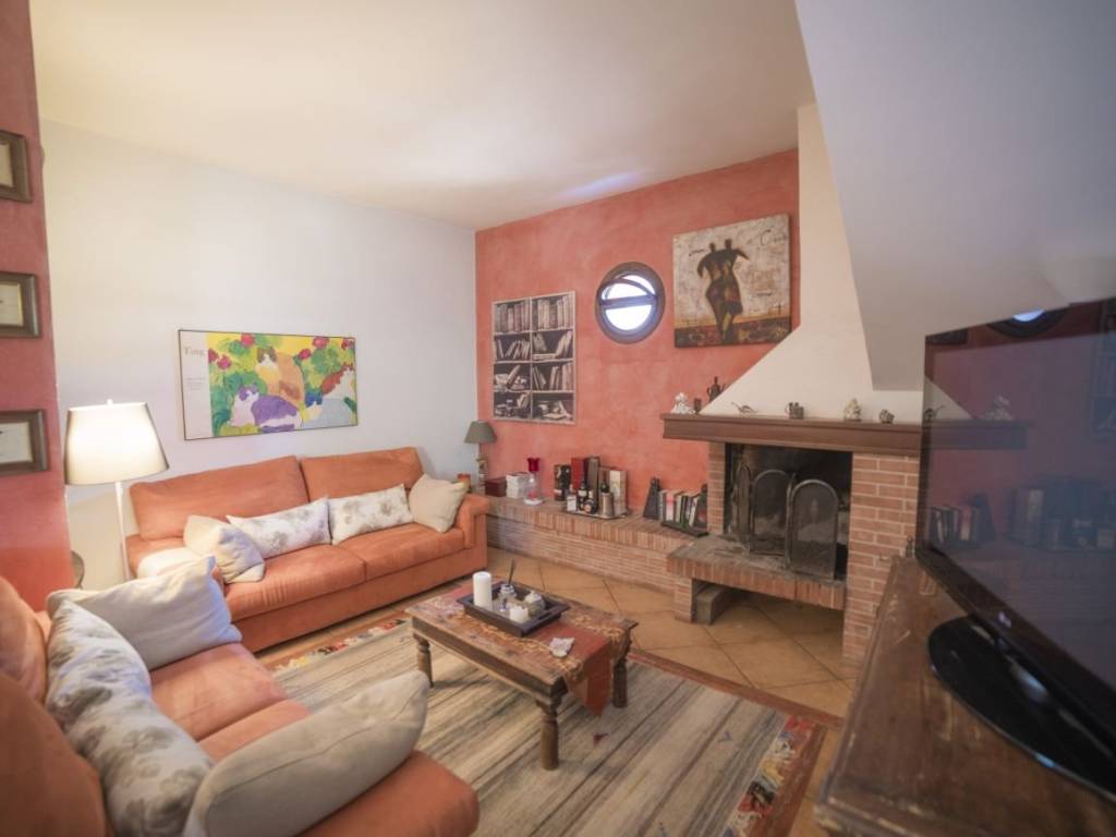 casa indipendente in vendita a Lizzanello in zona Merine