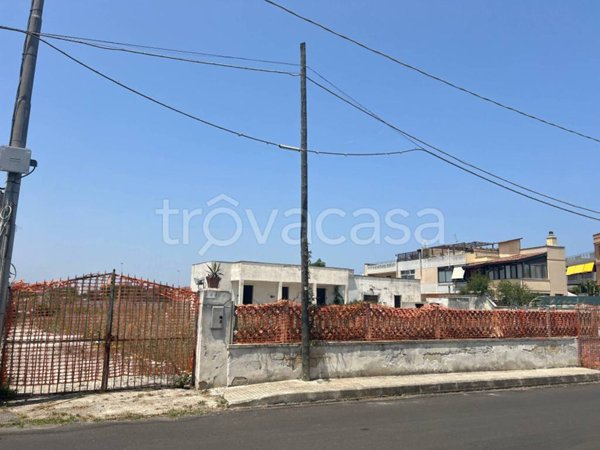 casa indipendente in vendita a Lizzanello in zona Merine