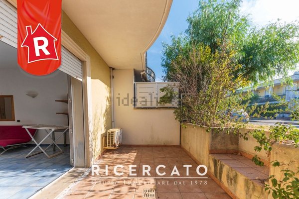 appartamento in vendita a Lizzanello in zona Merine