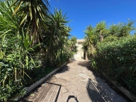 terreno edificabile in vendita a Lizzanello in zona Merine