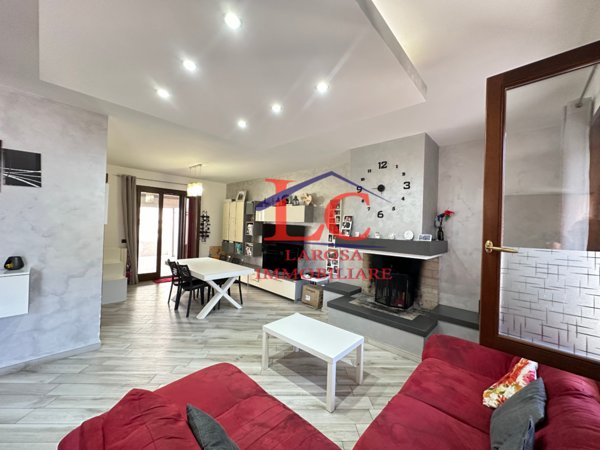 casa indipendente in vendita a Lizzanello in zona Merine