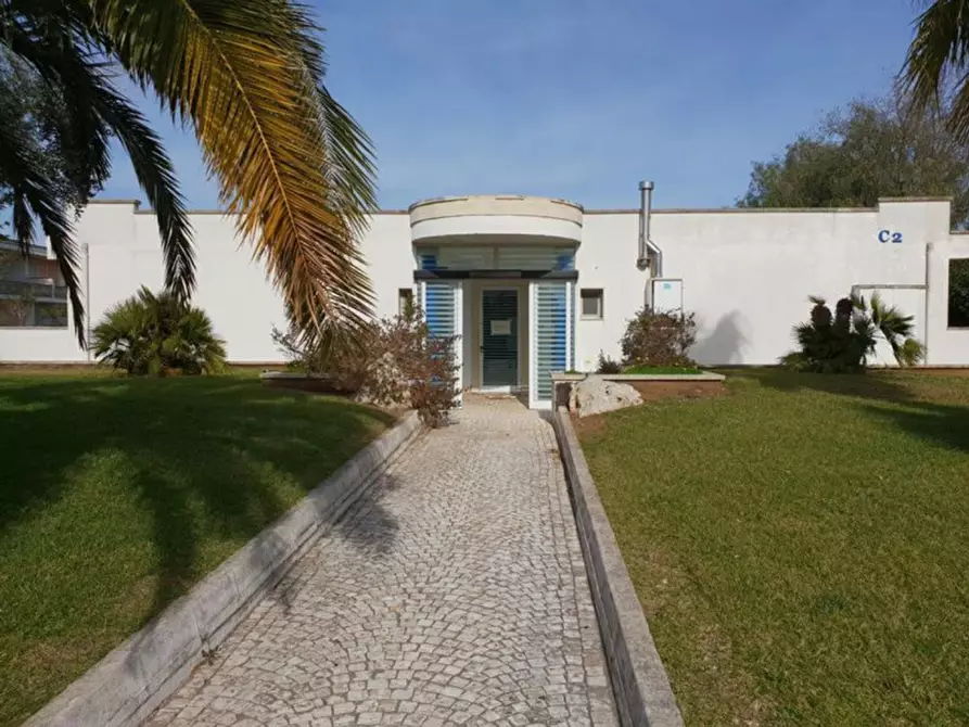 appartamento in vendita a Lizzanello in zona Merine