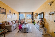 casa indipendente in vendita a Lizzanello